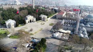 میدان بیازیت استانبول