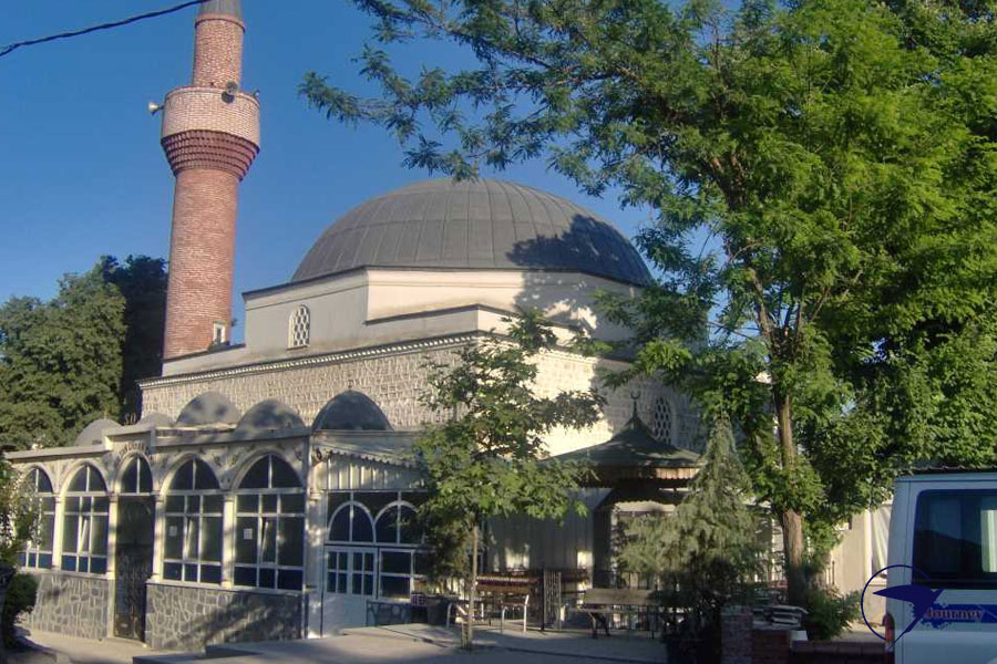 مسجد سلطان اورهان (Sultan Orhan Camii)